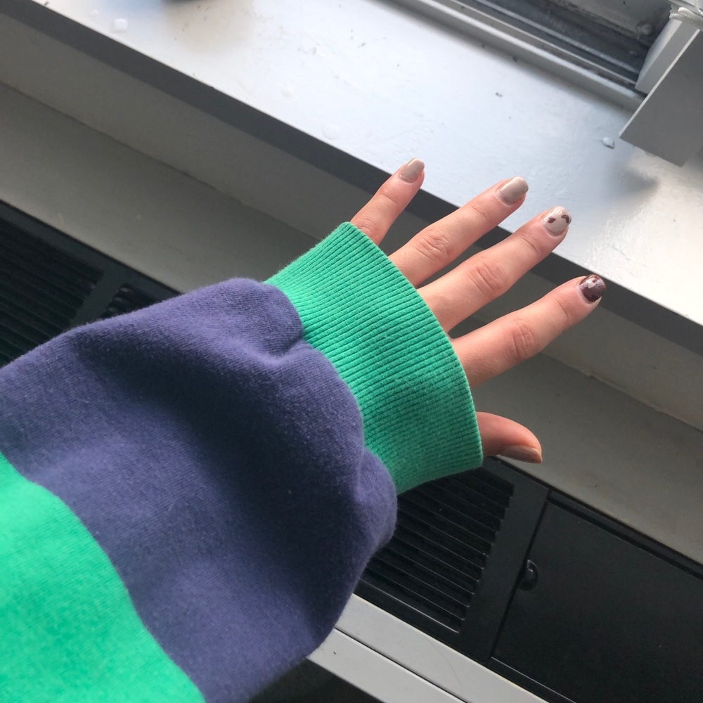 Cropped sweater - Picture 3 of 6